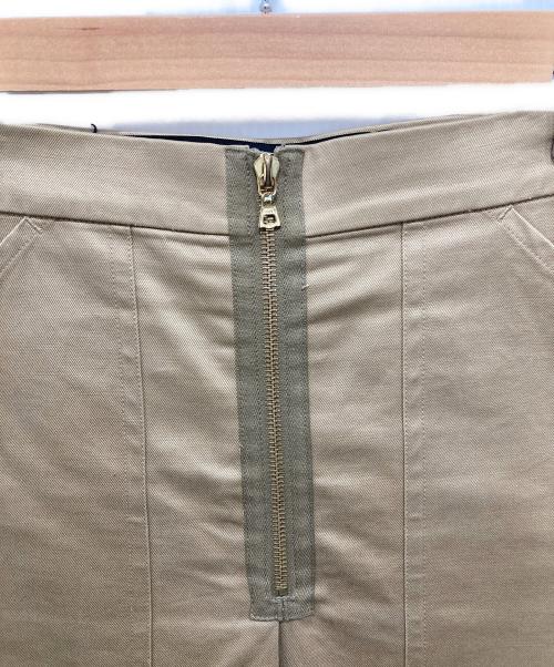 DRAWER（ドゥロワー）Drawer (ドゥロワー) 台形スカート ベージュ サイズ:36の古着・服飾アイテム