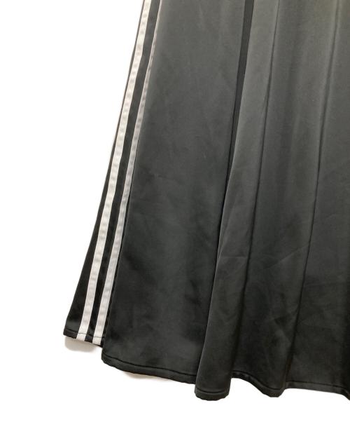 adidas Originals（アディダスオリジナル）adidas originals (アディダスオリジナル) サテンスカート ブラック サイズ:0Tの古着・服飾アイテム