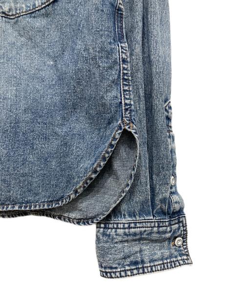 JUSGLITTY（ジャスグリッティー）JUSGLITTY (ジャスグリッティー) クロップドデニムシャツ スカイブルー サイズ:2の古着・服飾アイテム