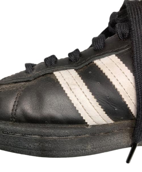 adidas（アディダス）adidas (アディダス) ローカットスニーカー ブラック サイズ:27の古着・服飾アイテム