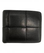 BOTTEGA VENETAボッテガベネタ）の古着「マキシイントレチャート 2つ折り財布」｜ブラック