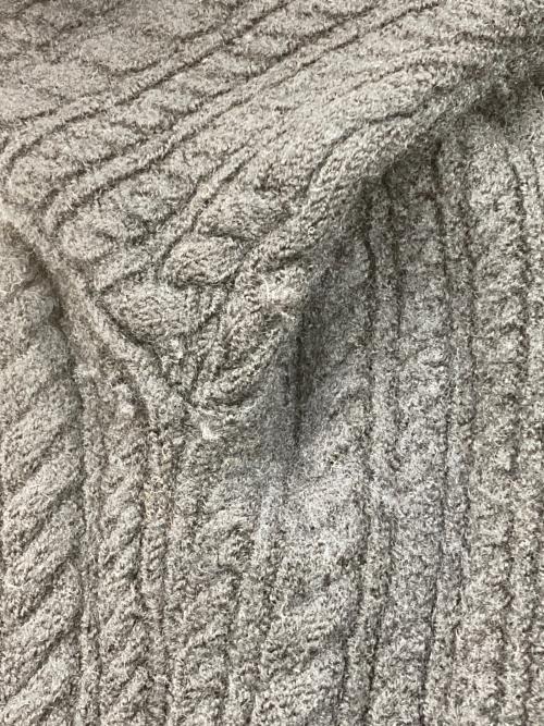 23区（ニジュウサンク）23区 (ニジュウサンク) 金ボタン ケーブルニット ネイビー サイズ:44の古着・服飾アイテム