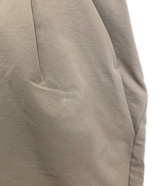 GOLDWIN（ゴールドウイン）GOLDWIN (ゴールドウイン) One Tuck Tapered Stretch Pants ブラウン サイズ:3の古着・服飾アイテム