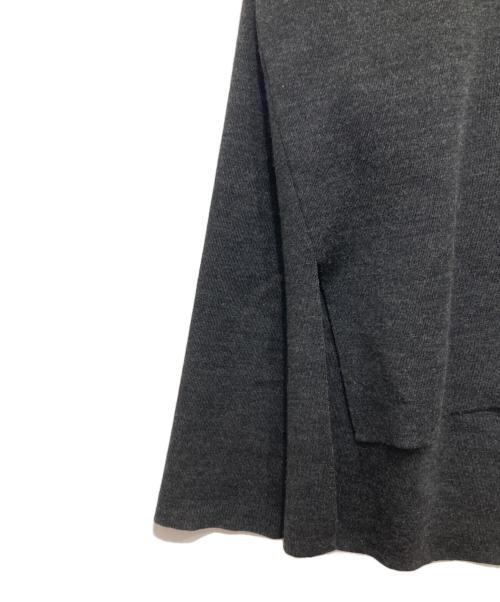 CHAOS（カオス）CHAOS (カオス) ウールVネックニットプルオーバー グレー サイズ:Fの古着・服飾アイテム