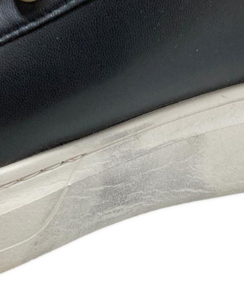 +DIANA（プラスダイアナ）+DIANA (プラスダイアナ) パールボタン付きスニーカー ブラック×ホワイト サイズ:24.5cmの古着・服飾アイテム