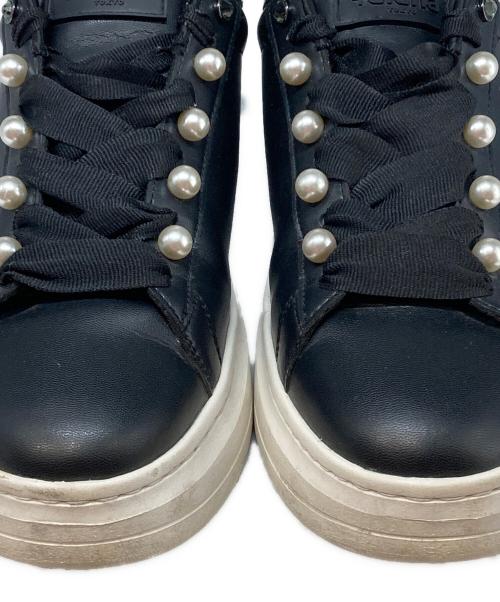 +DIANA（プラスダイアナ）+DIANA (プラスダイアナ) パールボタン付きスニーカー ブラック×ホワイト サイズ:24.5cmの古着・服飾アイテム