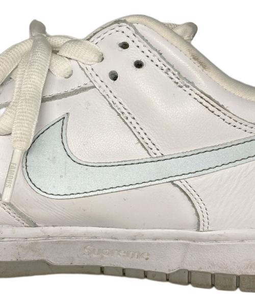 NIKE（ナイキ）NIKE (ナイキ) Supreme (シュプリーム) SB Dunk Low ホワイト サイズ:28.5の古着・服飾アイテム