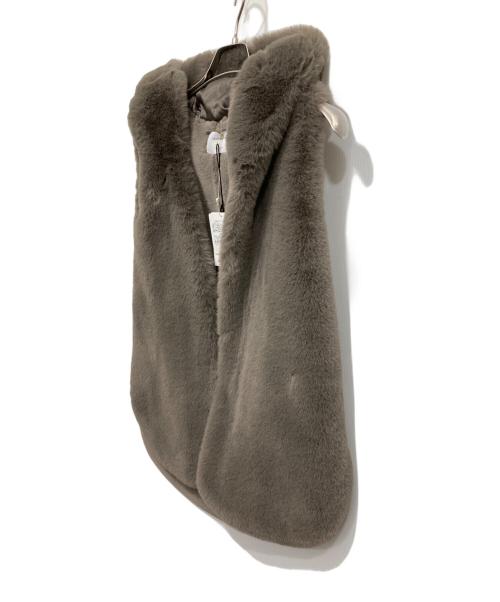 MARIED'OR（マリードール）MARIED'OR (マリードール) フード付きエコファーロングベスト グレー サイズ:38 未使用品の古着・服飾アイテム