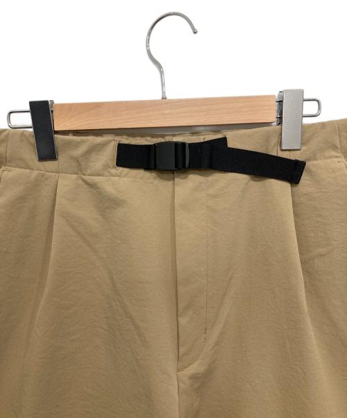 GOLDWIN（ゴールドウイン）GOLDWIN (ゴールドウイン) One Tuck Tapered Stretch Pants ベージュ サイズ:4の古着・服飾アイテム