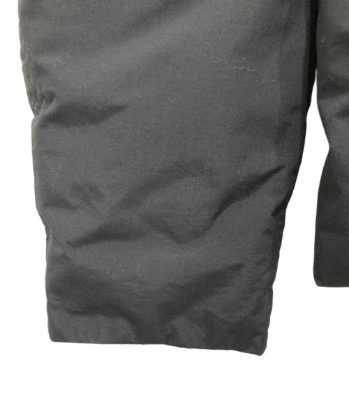 DESCENTE ALLTERRAIN（デザイント オルテライン）Descente ALLTERRAIN (デザイント オルテライン) UNITED ARROWS & SONS (ユナイテッドアローズ アンド サンズ) ダウンジャケット ブラック サイズ:Lの古着・服飾アイテム