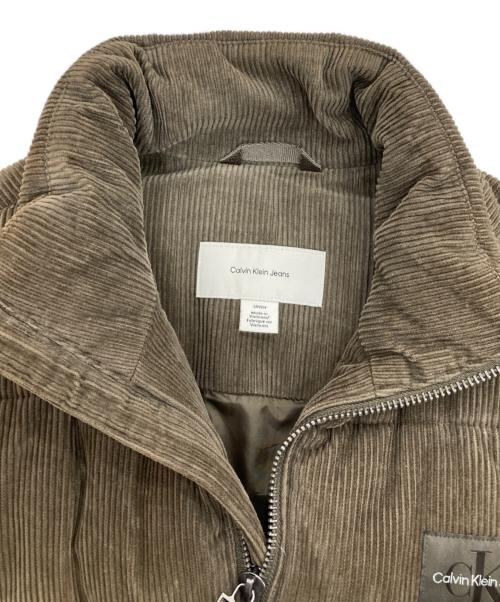 ck Calvin Klein（シーケーカルバンクライン）ck Calvin Klein (シーケーカルバンクライン) 中綿コーデュロイジャケット オリーブ サイズ:Sの古着・服飾アイテム
