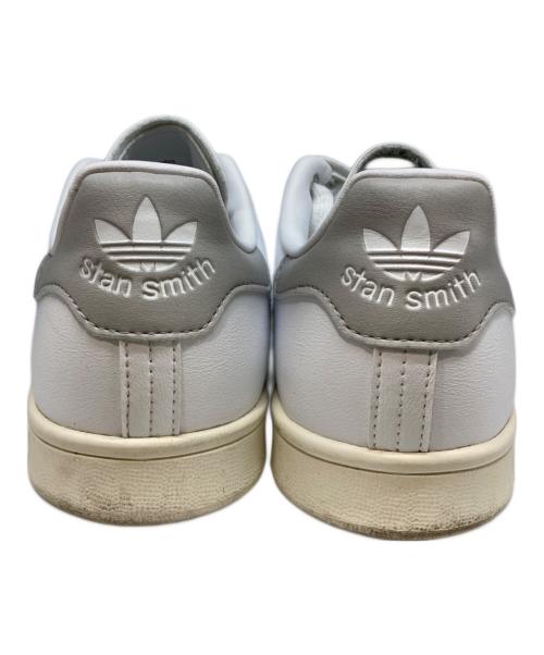 adidas（アディダス）adidas (アディダス) ローカットスニーカー ホワイト サイズ:24.5の古着・服飾アイテム