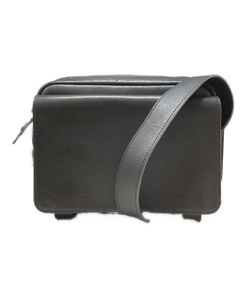 土屋鞄（ツチヤカバン）土屋鞄 (ツチヤカバン) ビークルスモールフラップショルダーバッグ ブラックの古着・服飾アイテム