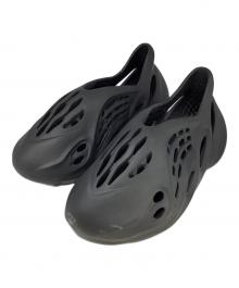 adidas（アディダス）の古着「YEEZY Foam Runner」｜ブラック