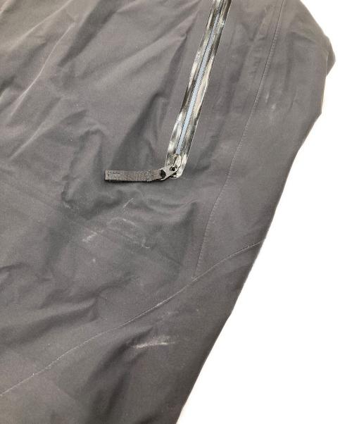 ARC'TERYX（アークテリクス）ARC'TERYX (アークテリクス) マウンテンパーカー ブラック サイズ:Lの古着・服飾アイテム