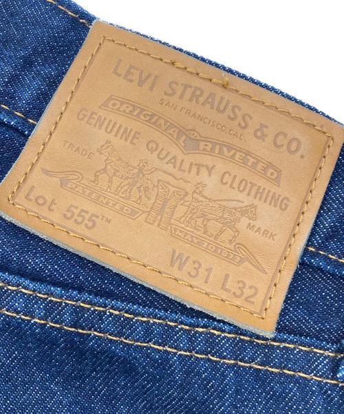 LEVI'S（リーバイス）LEVI'S (リーバイス) 555リラックスストレート デニムパンツ インディゴ サイズ:78.5cm (W31)の古着・服飾アイテム