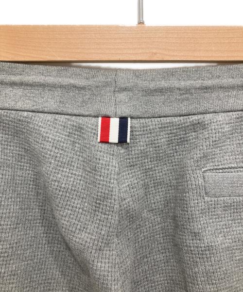 Thom Browne（トムブラウン）Thom Browne (トムブラウン) ワッフルジョガーパンツ グレー サイズ:2の古着・服飾アイテム