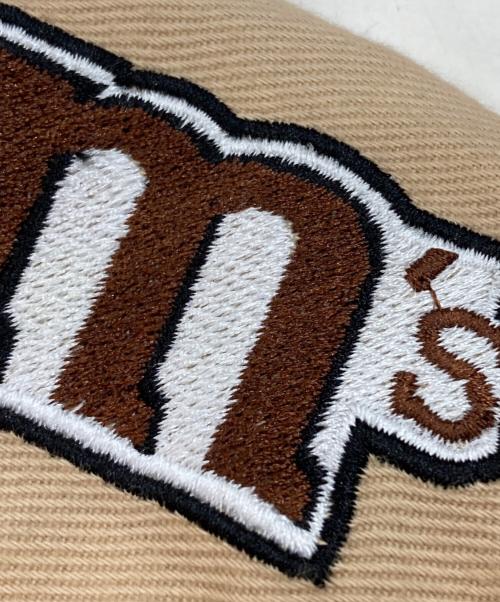 JH Design（ジェイエイチデザイン）JH Design (ジェイエイチデザイン) m&m'sワッペンレーシングジャケット ベージュ×レッド サイズ:Lの古着・服飾アイテム