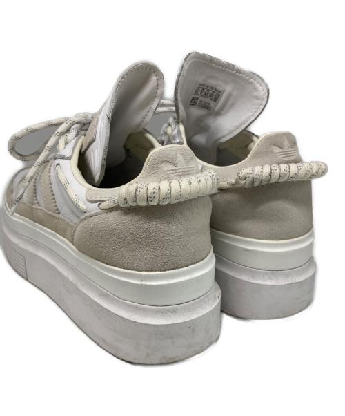 adidas（アディダス）adidas (アディダス) スニーカー ホワイト サイズ:26.5の古着・服飾アイテム