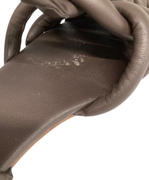 HEREU（ヘリュー）HEREU (ヘリュー) CABERSA SANDALS ブラウン サイズ:39の古着・服飾アイテム
