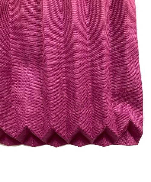 me ISSEY MIYAKE（ミーイッセイ ミヤケ）me ISSEY MIYAKE (ミーイッセイ ミヤケ) TRUNK PLEATS BAG パープルの古着・服飾アイテム