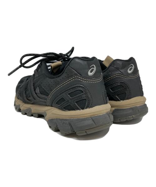 asics（アシックス）asics (アシックス) ローカットスニーカー ブラック サイズ:23.5の古着・服飾アイテム