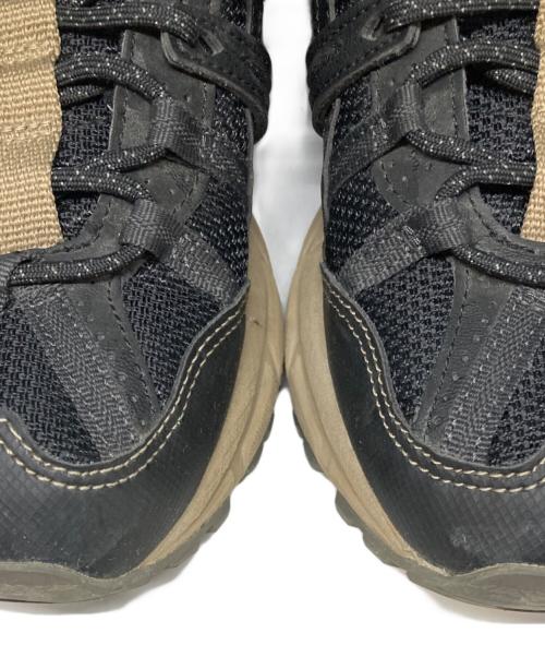 asics（アシックス）asics (アシックス) ローカットスニーカー ブラック サイズ:23.5の古着・服飾アイテム