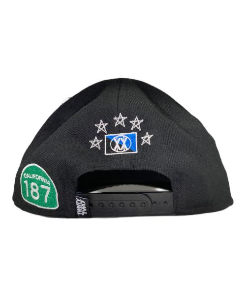 twnty two（トゥエンティ―トゥー）TWNTY TWO (トゥエンティ―トゥー) Snoop Dogg (スヌープドッグ) SNAPBACKS CAP ブラック×ブルーの古着・服飾アイテム