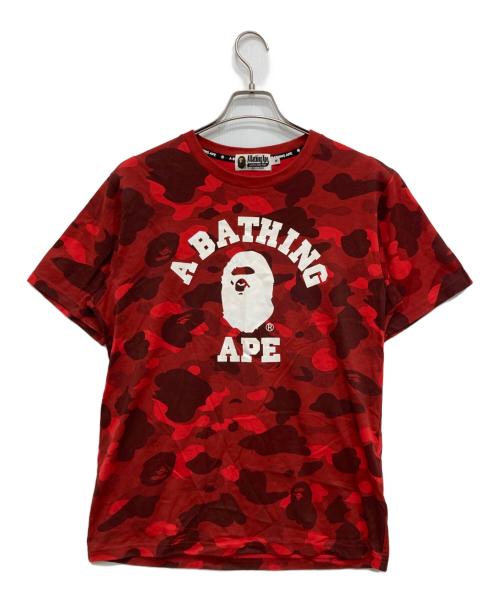 A BATHING APE（アベイシングエイプ）A BATHING APE (アベイシングエイプ) COLOR CAMO COLLEGE/エイプカモ柄Tシャツ レッド サイズ:Mの古着・服飾アイテム