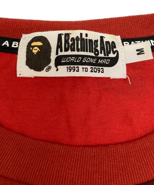 A BATHING APE（アベイシングエイプ）A BATHING APE (アベイシングエイプ) COLOR CAMO COLLEGE/エイプカモ柄Tシャツ レッド サイズ:Mの古着・服飾アイテム