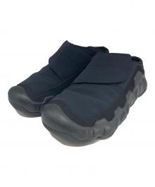KEEN（キーン）の古着「ハイパウザー ラップ スリッポン」｜ブラック