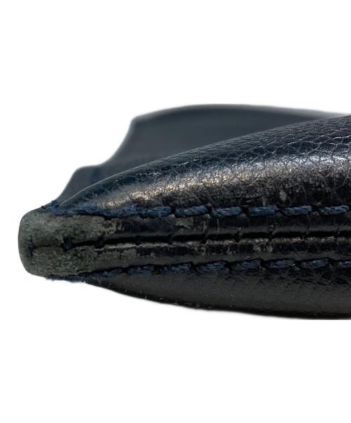 GIORGIO ARMANI（ジョルジョアルマーニ）GIORGIO ARMANI (ジョルジョアルマーニ) クラッチバッグ ネイビーの古着・服飾アイテム