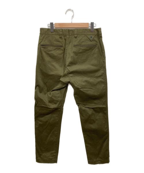 WHITE MOUNTAINEERING（ホワイトマウンテ二アニング）WHITE MOUNTAINEERING (ホワイトマウンテ二アニング) STRETCHED TAPERED PANTS カーキ サイズ:SIZE2の古着・服飾アイテム