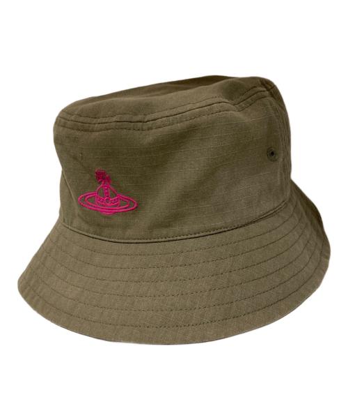 Vivienne Westwood（ヴィヴィアンウエストウッド）Vivienne Westwood (ヴィヴィアンウエストウッド) オーブ刺繍バケットハット グリーン サイズ:MSの古着・服飾アイテム