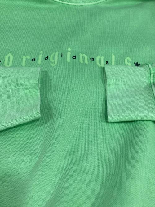 adidas（アディダス）adidas (アディダス) プリントスウェット グリーン サイズ:Mの古着・服飾アイテム