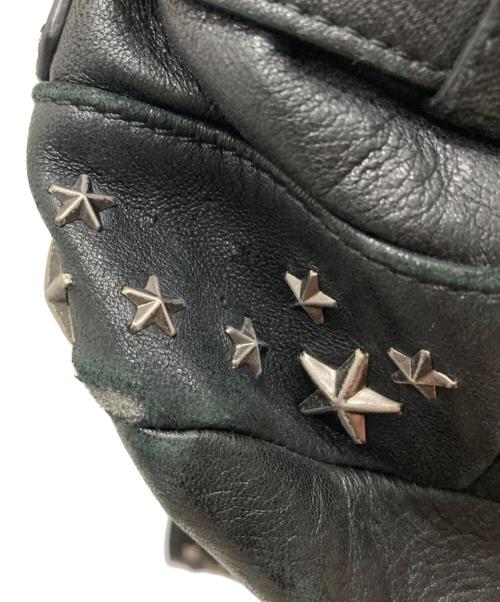 JIMMY CHOO（ジミーチュウ）JIMMY CHOO (ジミーチュウ) ワンショルダーリュック ブラックの古着・服飾アイテム