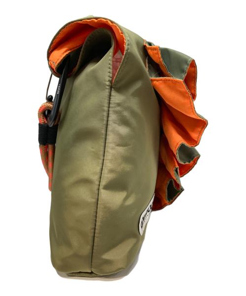 OUTDOOR PRODUCTS（アウトドア プロダクツ）OUTDOOR PRODUCTS (アウトドア プロダクツ) RISLEY (リズレー) トライアングルフリルバッグ グリーンの古着・服飾アイテム