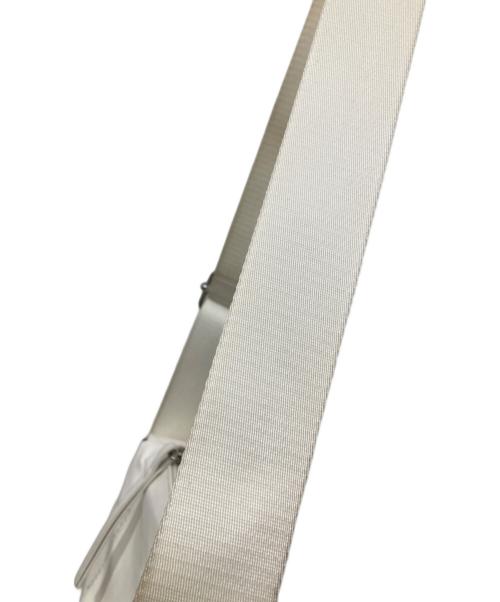 MM6 Maison Margiela（エムエムシックスメゾンマルジェラ）MM6 Maison Margiela (エムエムシックスメゾンマルジェラ) クロスボディーバッグ ホワイトの古着・服飾アイテム