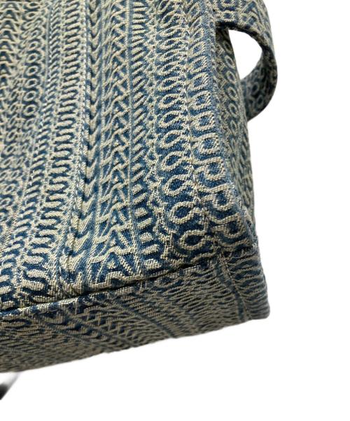 MARC JACOBS（マークジェイコブス）MARC JACOBS (マークジェイコブス) ザウォッシュドモノグラムデニムバッグ ブルーの古着・服飾アイテム