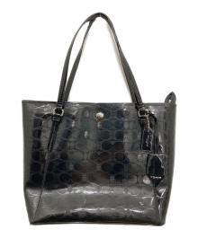 COACH（コーチ）の古着「エナメルスグネチャートートバッグ」｜ブラック