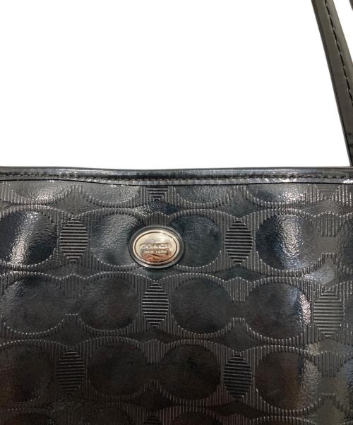 COACH（コーチ）COACH (コーチ) エナメルスグネチャートートバッグ ブラックの古着・服飾アイテム