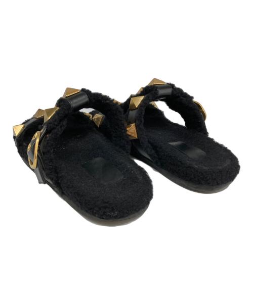 VALENTINO GARAVANI（ヴァレンティノ・ガラヴァーニ）VALENTINO GARAVANI (ヴァレンティノ・ガラヴァーニ) スタッズボアサンダル ブラック サイズ:36の古着・服飾アイテム