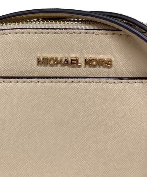MICHAEL KORS（マイケルコース）MICHAEL KORS (マイケルコース) ショルダーバッグ ベージュの古着・服飾アイテム
