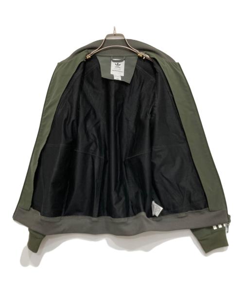 adidas（アディダス）adidas (アディダス) WHITE MOUNTAINEERING (ホワイトマウンテ二アニング) WHITE MOUNTAINEERING/ジップアップジャケット グリーン サイズ:Sの古着・服飾アイテム