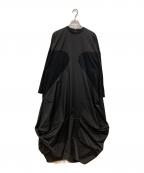 ENFOLDエンフォルド）の古着「SILHOUETTE DOCKING DRESS」｜ブラック