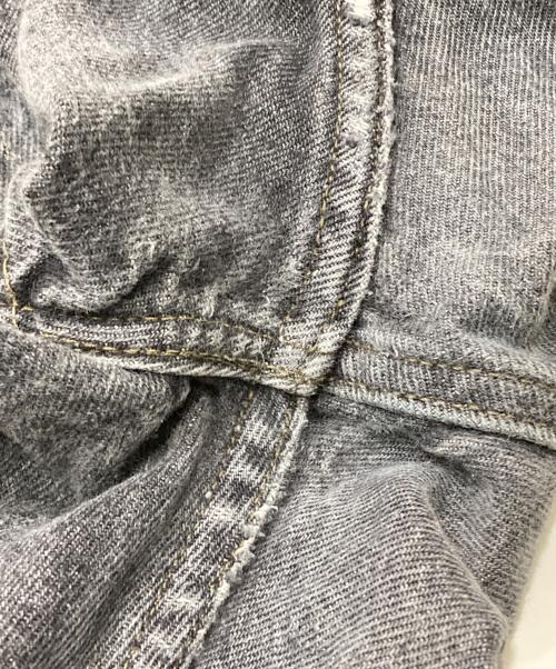 LEVI'S（リーバイス）LEVI'S (リーバイス) 先染めデニムパンツ グレー サイズ:SIZE 81cm (W32)の古着・服飾アイテム