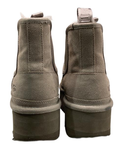 UGG（アグ）UGG (アグ) Neumel Platform Chelsea グレー サイズ:23cmの古着・服飾アイテム