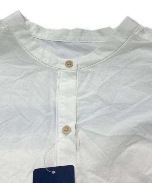 SHIPS（シップス）SHIPS (シップス) シャツワンピース ホワイト サイズ:FREE 未使用品の古着・服飾アイテム