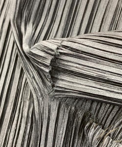 ISSEY MIYAKE（イッセイミヤケ）ISSEY MIYAKE (イッセイミヤケ) プリーツカーディガン ネイビー サイズ:不明の古着・服飾アイテム