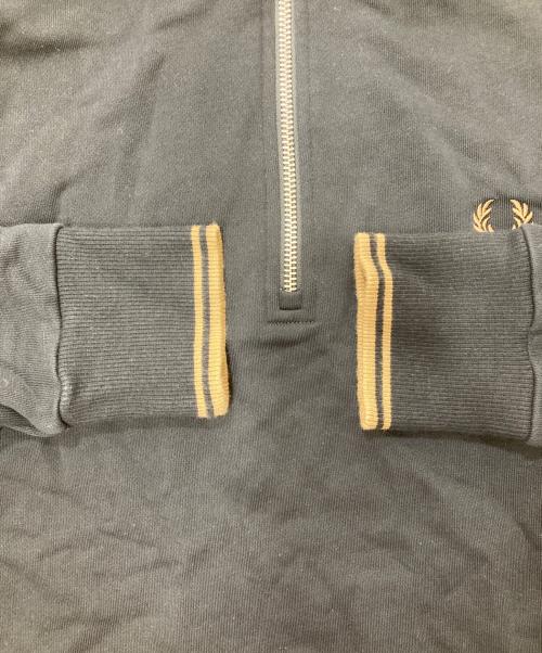 FRED PERRY（フレッドペリー）FRED PERRY (フレッドペリー) ハーフジップスウェット ブラック サイズ:Sの古着・服飾アイテム
